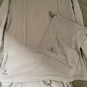 Emirates First class men's pajamas and bag